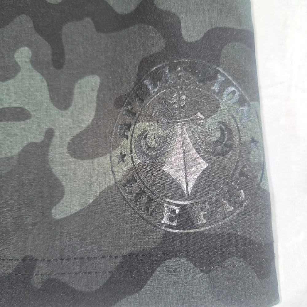 Affliction Live Fast Mens Camo Board Shorts Green Black Size 31 Zipper Pocket
